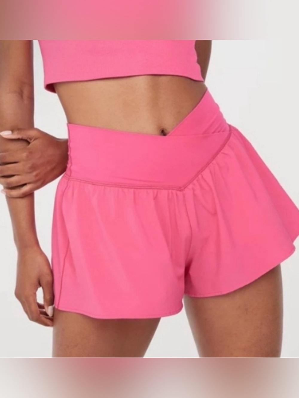OFFLINE By Aerie Real Me Crossover Flowy Short size medium